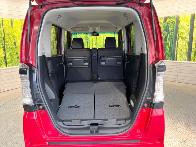 N-BOXカスタム 2トーンカラースタイル G・Lパッケージ 両側電動ドア 純正SDナビ バックカメラ 衝突被害軽減システム 禁煙車 スマートキー HIDヘッド オートライト オートエアコン 純正14インチアルミ Bluetooth CD DVD再生 フルセグ(10枚目)