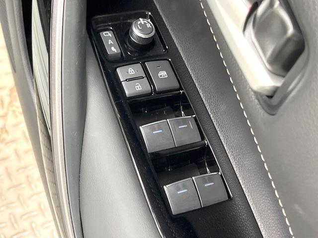 カローラツーリング ハイブリッド　ダブルバイビー　モデリスタエアロ　純正１０．５型ＤＡ　バックカメラ　衝突軽減装置　レーダークルーズ　シートヒーター　禁煙車　コーナーセンサー　ＬＥＤヘッド　ＥＴＣ２．０　オートハイビーム　オートライト　オートエアコン（65枚目）