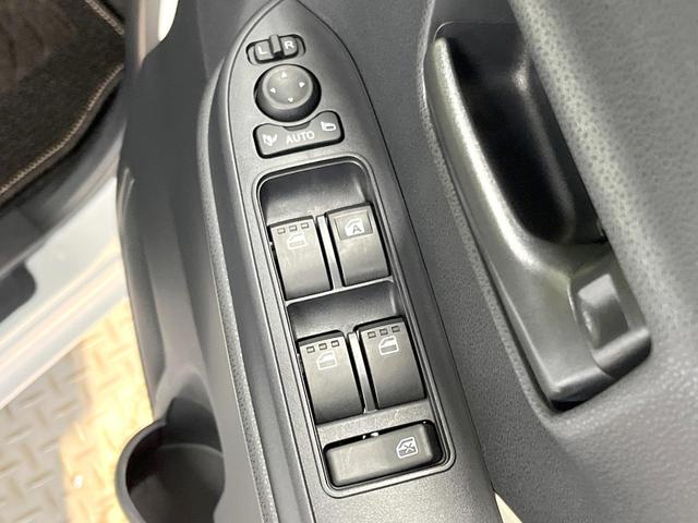 タント X 両側電動スライドドア 純正SDナビ 全周囲カメラ 衝突被害軽減システム 禁煙車 コーナーセンサー スマートキー LEDヘッド ビルトインETC オートハイビーム オートライト オートエアコン(56枚目)