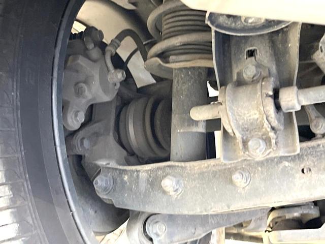 ８６ ＧＴリミテッド　純正ナビ　バックカメラ　禁煙車　スマートキー　ＨＩＤヘッド　ＥＴＣ　オートライト　デュアルエアコン　Ｂｌｕｅｔｏｏｔｈ接続　オートエアコン　電動格納ミラー　パドルシフト　専用スポーツシート（20枚目）