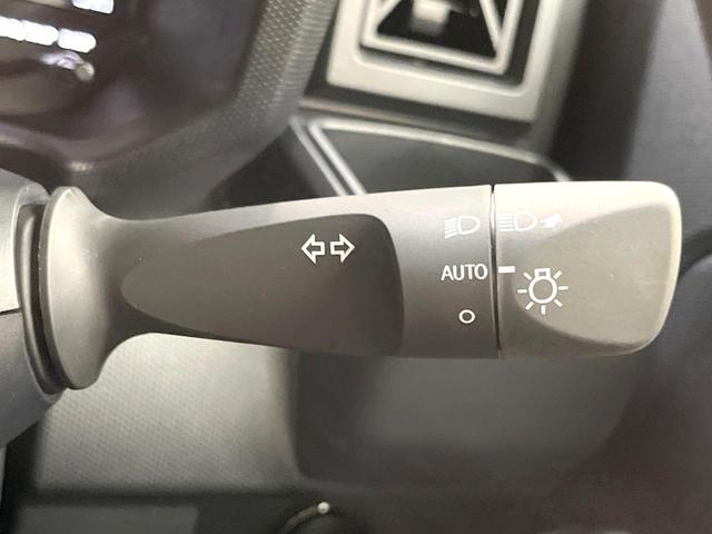 タフト X 禁煙車 衝突被害軽減システム コーナーセンサー スマートキー LEDヘッド オートハイビーム 車線逸脱警報 横滑り防止装置 アイドリングストップ オートライト オートエアコン(7枚目)