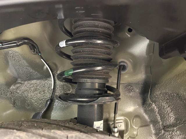 タフト X 禁煙車 衝突被害軽減システム コーナーセンサー スマートキー LEDヘッド オートハイビーム 車線逸脱警報 横滑り防止装置 アイドリングストップ オートライト オートエアコン(21枚目)