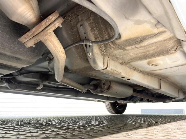 ミラココア ココアプラスX 禁煙車 スマートキー ルーフレール オートエアコン CD 電動格納ミラー ヘッドライトレベライザー アイドリングストップ ウィンカーミラー アームレスト パワーウィンドウ パワーステアリング(23枚目)