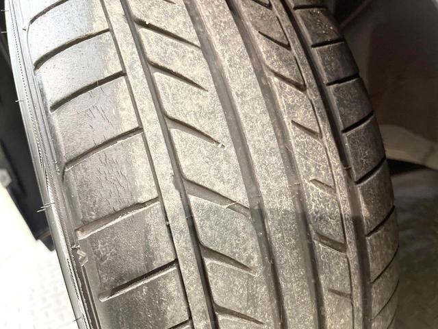 クラウンハイブリッド アスリートG サンルーフ メーカーHDDナビ スーパーライブサウンド 全周囲カメラ 衝突軽減装置 黒革シート シートベンチレーション パワーシート 禁煙車 純正18インチアルミ スマートキー HIDヘッド ETC(33枚目)