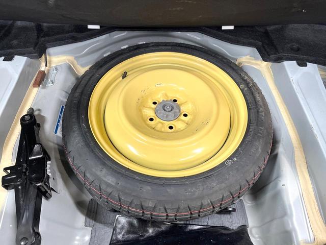 クラウンハイブリッド アスリートG サンルーフ メーカーHDDナビ スーパーライブサウンド 全周囲カメラ 衝突軽減装置 黒革シート シートベンチレーション パワーシート 禁煙車 純正18インチアルミ スマートキー HIDヘッド ETC(62枚目)