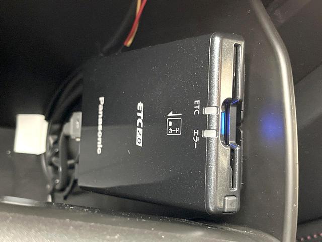 CX-5 20S ブラックトーンエディション メーカー10.25型ナビ 全周囲カメラ 衝突被害軽減システム レーダークルーズ 禁煙車 電動リアゲート ハーフレザーシート パワーシート シートヒーター スマートキー LEDヘッドランプ ETC(6枚目)