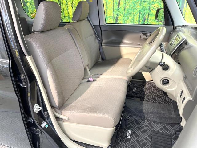 タント X 電動スライドドア 禁煙車 スマートキー CD AUX 電動格納ミラー アームレスト ヘッドライトレベライザー パワーウィンドウ パワーステアリング ヘッドライトレベライザー CD/DVD再生(7枚目)