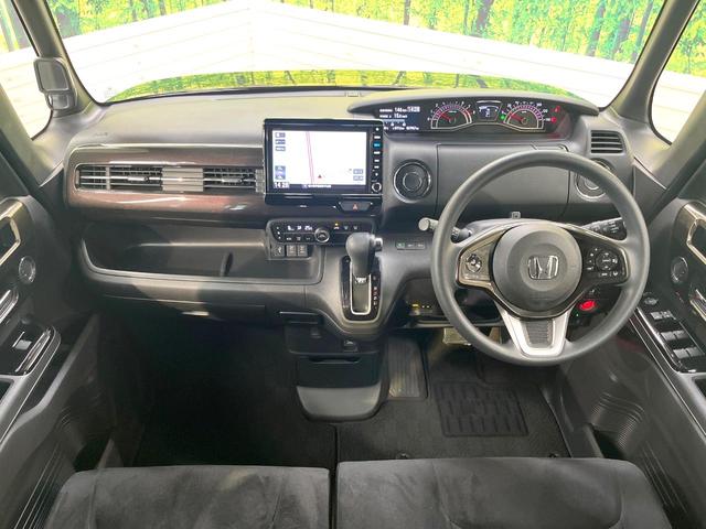 N-BOXカスタム G・Lホンダセンシング 電動スライドドア 8インチ純正SDナビ バックカメラ 衝突被害軽減システム レーダークルーズ 禁煙車 スマートキー LEDヘッド ビルトインETC オートハイビーム 車線逸脱警報 オートライト(2枚目)