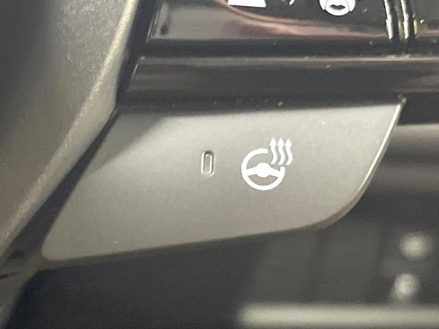 フィット ｅ：ＨＥＶリュクス　全周囲カメラ　衝突被害軽減システム　レーダークルーズ　禁煙車　レザーシート　コーナーセンサー　スマートキー　ＬＥＤヘッド　ＥＴＣ２．０　オートハイビーム　車線逸脱警報　オートライト　オートエアコン（49枚目）