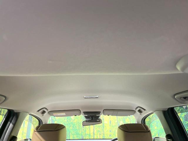 フィット ｅ：ＨＥＶリュクス　全周囲カメラ　衝突被害軽減システム　レーダークルーズ　禁煙車　レザーシート　コーナーセンサー　スマートキー　ＬＥＤヘッド　ＥＴＣ２．０　オートハイビーム　車線逸脱警報　オートライト　オートエアコン（59枚目）