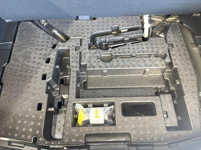 ノート X 全周囲カメラ 衝突被害軽減システム 禁煙車 ドラレコ コーナーセンサー スマートキー LEDヘッド ビルトインETC オートハイビーム オートライト オートエアコン Bluetooth フルセグ(63枚目)