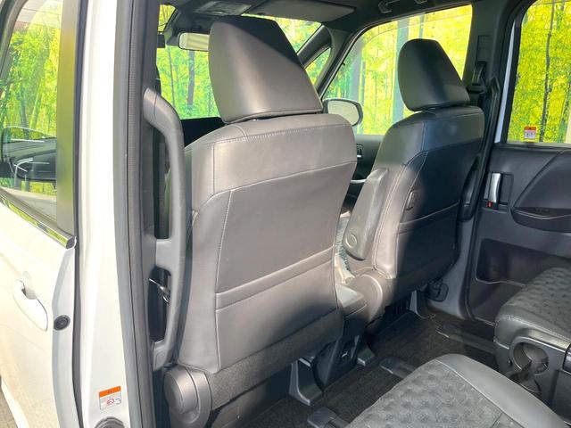 ヴォクシー ハイブリッドS-Z 純正10.5型ナビ 両側電動ドア バックカメラ 衝突軽減装置 100V電源 レーダークルーズ 禁煙車 ドラレコ スマートキー LEDヘッド ETC2.0 オートハイビーム(65枚目)