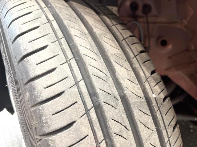 フリード G 両側電動ドア 純正SDナビ バックカメラ 衝突被害軽減システム レーダークルーズ 禁煙車 スマートキー LEDヘッド ETC 車線逸脱警報 オートライト オートエアコン Bluetooth CD(33枚目)