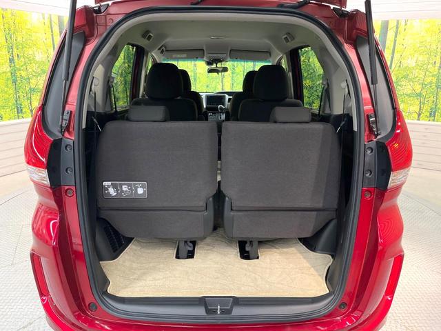 フリード G 両側電動ドア 純正SDナビ バックカメラ 衝突被害軽減システム レーダークルーズ 禁煙車 スマートキー LEDヘッド ETC 車線逸脱警報 オートライト オートエアコン Bluetooth CD(55枚目)