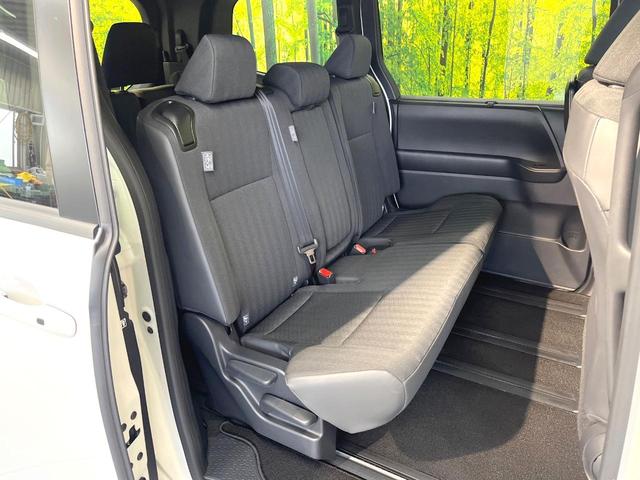 ヴォクシー ハイブリッドS-G 純正10.5型ディスプレイオーディオ 両側電動ドア バックカメラ 衝突被害軽減システム レーダークルーズ 禁煙車 コーナーセンサー スマートキー LEDヘッド ETC2.0 オートハイビーム(9枚目)