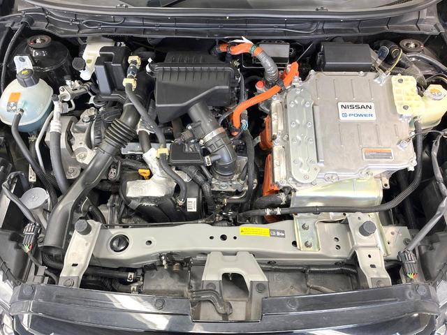 キックス X 純正SDナビ 全周囲カメラ 衝突被害軽減システム レーダークルーズ 禁煙車 デジタルインナーミラー ドラレコ スマートキー LEDヘッド ビルトインETC オートライト オートエアコン(18枚目)