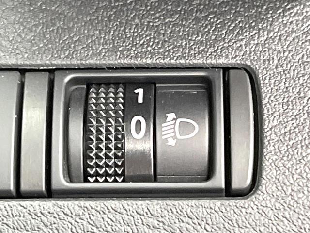 キックス X 純正SDナビ 全周囲カメラ 衝突被害軽減システム レーダークルーズ 禁煙車 デジタルインナーミラー ドラレコ スマートキー LEDヘッド ビルトインETC オートライト オートエアコン(52枚目)