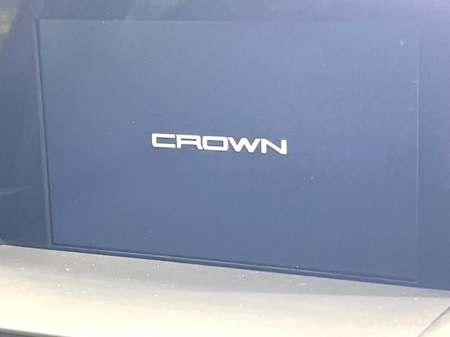クラウンハイブリッド ＲＳアドバンス　メーカーＳＤナビ　バックカメラ　衝突被害軽減システム　１００Ｖ電源　レーダークルーズ　禁煙車　前席シートエアコン　パドルシフト　ドラレコ　スマートキー　ＬＥＤヘッド　ＥＴＣ２．０　オートハイビーム（4枚目）