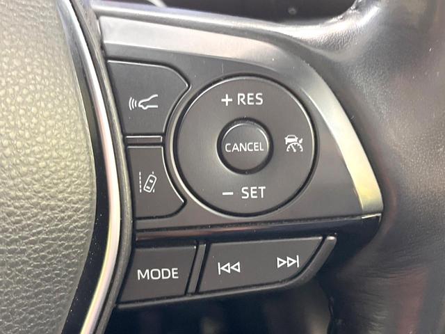 クラウンハイブリッド ＲＳアドバンス　メーカーＳＤナビ　バックカメラ　衝突被害軽減システム　１００Ｖ電源　レーダークルーズ　禁煙車　前席シートエアコン　パドルシフト　ドラレコ　スマートキー　ＬＥＤヘッド　ＥＴＣ２．０　オートハイビーム（7枚目）