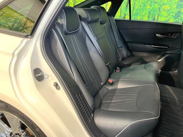 クラウンハイブリッド ＲＳアドバンス　メーカーＳＤナビ　バックカメラ　衝突被害軽減システム　１００Ｖ電源　レーダークルーズ　禁煙車　前席シートエアコン　パドルシフト　ドラレコ　スマートキー　ＬＥＤヘッド　ＥＴＣ２．０　オートハイビーム（9枚目）