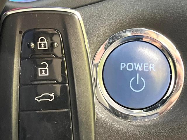 クラウンハイブリッド ＲＳアドバンス　メーカーＳＤナビ　バックカメラ　衝突被害軽減システム　１００Ｖ電源　レーダークルーズ　禁煙車　前席シートエアコン　パドルシフト　ドラレコ　スマートキー　ＬＥＤヘッド　ＥＴＣ２．０　オートハイビーム（34枚目）