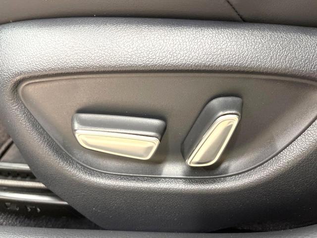 クラウンハイブリッド ＲＳアドバンス　メーカーＳＤナビ　バックカメラ　衝突被害軽減システム　１００Ｖ電源　レーダークルーズ　禁煙車　前席シートエアコン　パドルシフト　ドラレコ　スマートキー　ＬＥＤヘッド　ＥＴＣ２．０　オートハイビーム（38枚目）