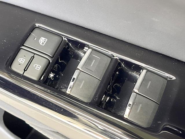 クラウンハイブリッド ＲＳアドバンス　メーカーＳＤナビ　バックカメラ　衝突被害軽減システム　１００Ｖ電源　レーダークルーズ　禁煙車　前席シートエアコン　パドルシフト　ドラレコ　スマートキー　ＬＥＤヘッド　ＥＴＣ２．０　オートハイビーム（58枚目）