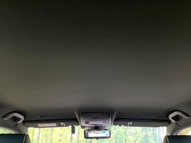 クラウンハイブリッド ＲＳアドバンス　メーカーＳＤナビ　バックカメラ　衝突被害軽減システム　１００Ｖ電源　レーダークルーズ　禁煙車　前席シートエアコン　パドルシフト　ドラレコ　スマートキー　ＬＥＤヘッド　ＥＴＣ２．０　オートハイビーム（63枚目）