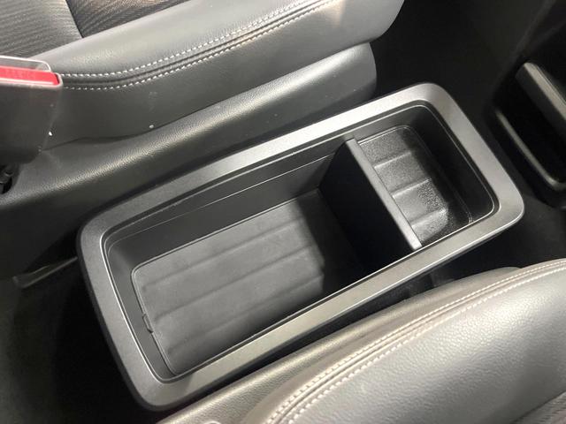 ステップワゴン e:HEVスパーダ 両側電動スライドドア 純正11.4型ナビ 全周囲カメラ 衝突被害軽減システム アダプティブクルーズ 禁煙車 ハーフレザーシート シートヒーター LEDヘッド LEDフォグ ETC オートハイビーム(57枚目)