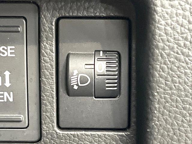 ステップワゴン e:HEVスパーダ 両側電動スライドドア 純正11.4型ナビ 全周囲カメラ 衝突被害軽減システム アダプティブクルーズ 禁煙車 ハーフレザーシート シートヒーター LEDヘッド LEDフォグ ETC オートハイビーム(65枚目)