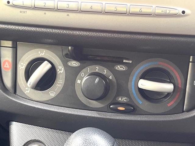 ステラ カスタムR 禁煙車 HIDヘッドランプ ETC 純正14インチアルミ CDオーディオ ファブリックシート 電動格納ミラー パワーウィンドウ パワーステアリング プライバシーガラス(6枚目)