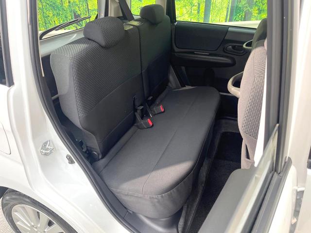 ステラ カスタムR 禁煙車 HIDヘッドランプ ETC 純正14インチアルミ CDオーディオ ファブリックシート 電動格納ミラー パワーウィンドウ パワーステアリング プライバシーガラス(9枚目)