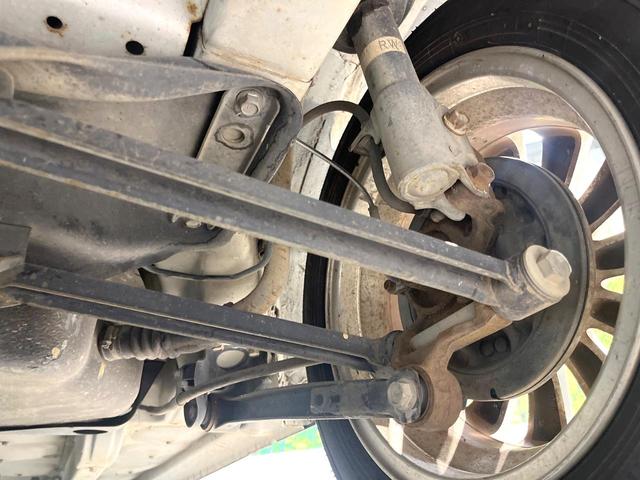 ステラ カスタムR 禁煙車 HIDヘッドランプ ETC 純正14インチアルミ CDオーディオ ファブリックシート 電動格納ミラー パワーウィンドウ パワーステアリング プライバシーガラス(23枚目)