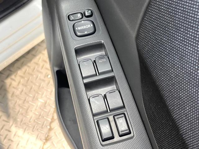 ステラ カスタムR 禁煙車 HIDヘッドランプ ETC 純正14インチアルミ CDオーディオ ファブリックシート 電動格納ミラー パワーウィンドウ パワーステアリング プライバシーガラス(46枚目)