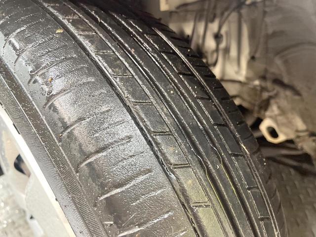 ヴィッツ F 純正SDナビ バックカメラ 衝突被害軽減システム 禁煙車 ビルトインETC オートハイビーム 車線逸脱警報 Bluetooth CD 地デジ 電動格納ミラー 横滑り防止装置 ヘッドライトレベライザー(33枚目)