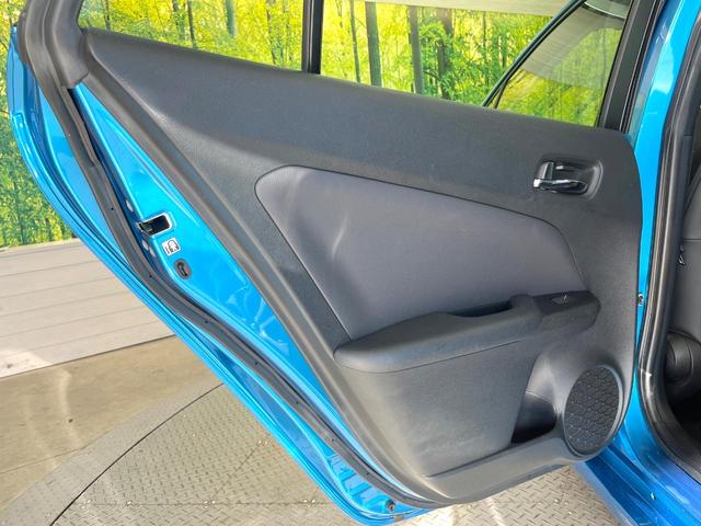 プリウス Aプレミアム 純正9型SDナビ 本革シート バックカメラ 衝突被害軽減システム 100V電源 レーダークルーズ 前席シートエアコン パワーシート ドラレコ コーナーセンサー スマートキー LEDヘッド ETC(63枚目)