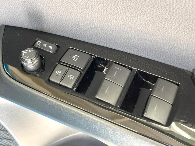 プリウス Aプレミアム 純正9型SDナビ 本革シート バックカメラ 衝突被害軽減システム 100V電源 レーダークルーズ 前席シートエアコン パワーシート ドラレコ コーナーセンサー スマートキー LEDヘッド ETC(69枚目)