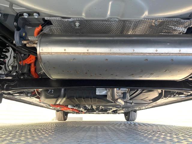 シエンタ ハイブリッドＧ　登録済未使用車　両側電動ドア　全周囲カメラ　衝突被害軽減システム　レーダークルーズ　コーナーセンサー　スマートキー　ＬＥＤヘッド　ビルトインＥＴＣ　オートハイビーム　車線逸脱警報　オートライト（20枚目）