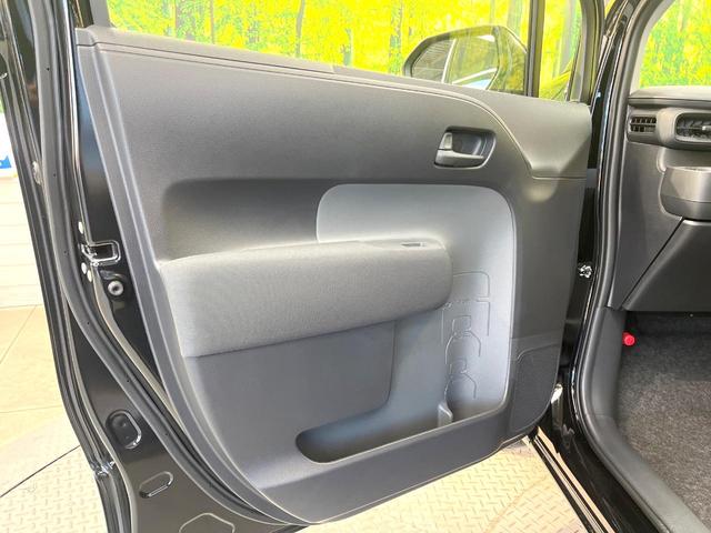 シエンタ ハイブリッドＧ　登録済未使用車　両側電動ドア　全周囲カメラ　衝突被害軽減システム　レーダークルーズ　コーナーセンサー　スマートキー　ＬＥＤヘッド　ビルトインＥＴＣ　オートハイビーム　車線逸脱警報　オートライト（49枚目）