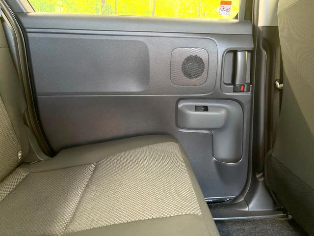 シエンタ ハイブリッドＧ　登録済未使用車　両側電動ドア　全周囲カメラ　衝突被害軽減システム　レーダークルーズ　コーナーセンサー　スマートキー　ＬＥＤヘッド　ビルトインＥＴＣ　オートハイビーム　車線逸脱警報　オートライト（52枚目）