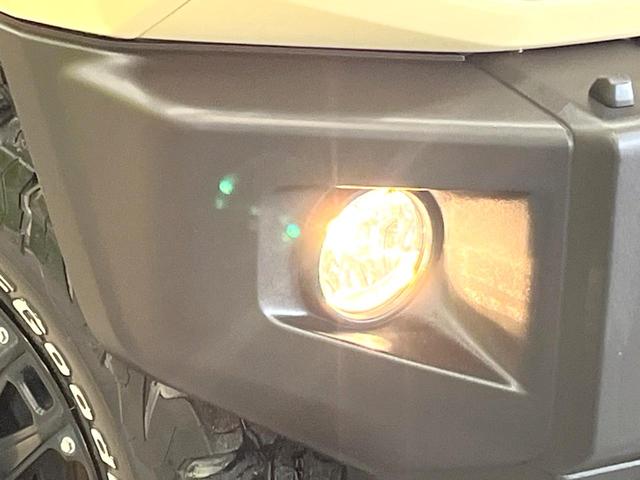 ジムニー XC ターボ 4WD MT車 衝突被害軽減システム 禁煙車 ドラレコ スマートキー LEDヘッド ETC クルコン 車線逸脱警報 オートライト オートエアコン 純正16インチアルミ CD フォクライト(30枚目)