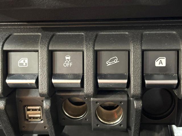 ジムニー XC ターボ 4WD MT車 衝突被害軽減システム 禁煙車 ドラレコ スマートキー LEDヘッド ETC クルコン 車線逸脱警報 オートライト オートエアコン 純正16インチアルミ CD フォクライト(38枚目)