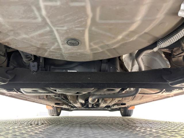 ノート e-パワー メダリスト SDナビ 衝突被害軽減システム 禁煙車 ハーフレザーシート ドラレコ スマートキー LEDヘッド 車線逸脱警報 オートライト オートエアコン 純正15インチアルミ CD DVD再生 地デジ(19枚目)