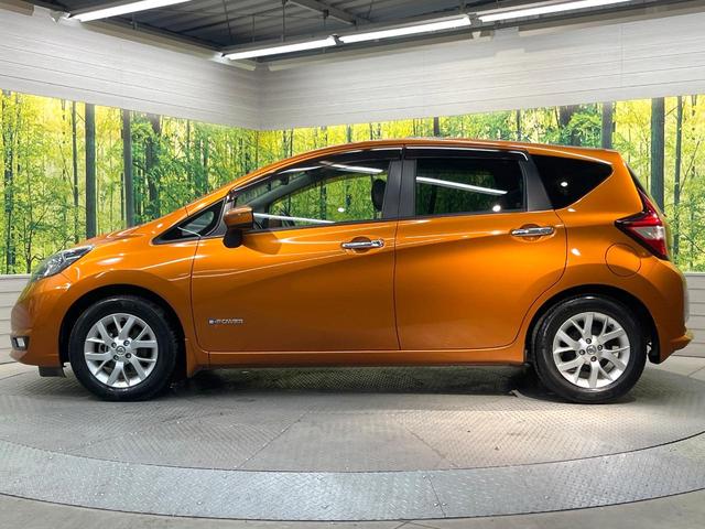 ノート e-パワー メダリスト SDナビ 衝突被害軽減システム 禁煙車 ハーフレザーシート ドラレコ スマートキー LEDヘッド 車線逸脱警報 オートライト オートエアコン 純正15インチアルミ CD DVD再生 地デジ(25枚目)