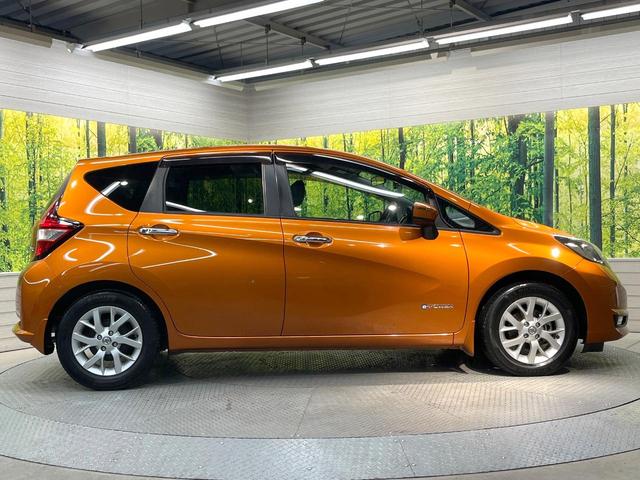 ノート e-パワー メダリスト SDナビ 衝突被害軽減システム 禁煙車 ハーフレザーシート ドラレコ スマートキー LEDヘッド 車線逸脱警報 オートライト オートエアコン 純正15インチアルミ CD DVD再生 地デジ(27枚目)