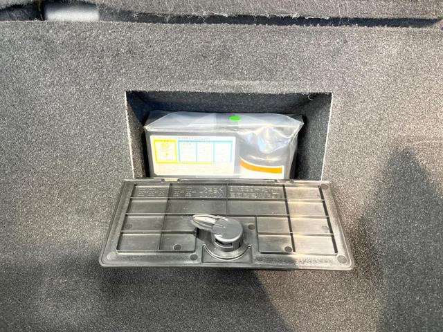 CX-8 XDプロアクティブ 4WD 7人乗り ターボ SDナビ 後席モニター 全周囲カメラ 衝突被害軽減システム レーダークルーズ 禁煙車 電動リアゲート パワーシート スマートキー LEDヘッド ビルトインETC(77枚目)