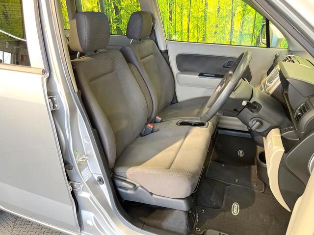 ゼスト D 純正DVDナビ 禁煙車 スマートキー オートエアコン CD 電動格納ミラー 盗難防止システム 衝突安全ボディー ドアバイザー ベンチシート パワーウィンドウ(8枚目)