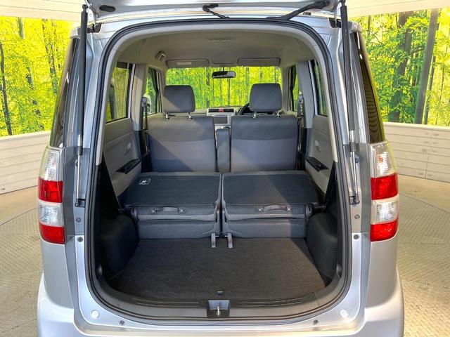 ゼスト D 純正DVDナビ 禁煙車 スマートキー オートエアコン CD 電動格納ミラー 盗難防止システム 衝突安全ボディー ドアバイザー ベンチシート パワーウィンドウ(10枚目)