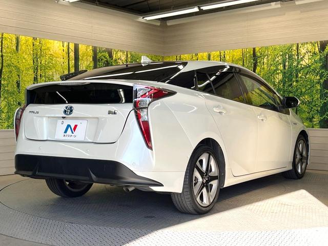 プリウス Aプレミアム ツーリングセレクション 純正SDナビ バックカメラ 衝突被害軽減システム レーダークルーズ レザーシート パワーシート コーナーセンサー スマートキー LEDヘッド ビルトインETC パークアシスト オートエアコン(17枚目)