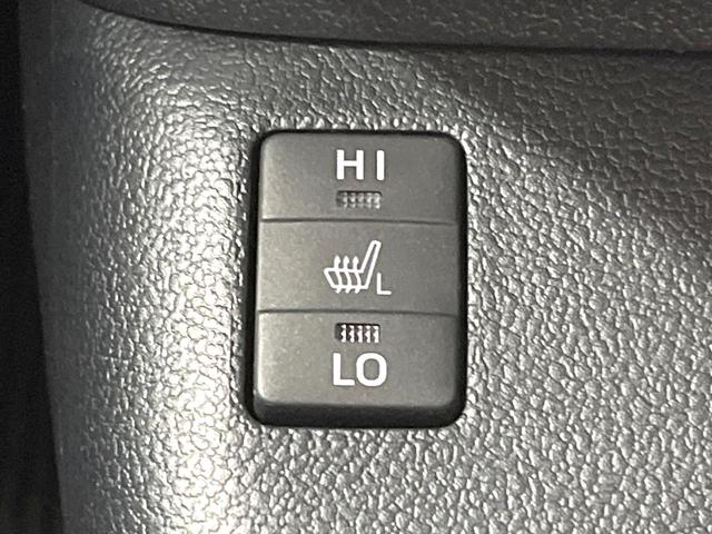 プリウス Aプレミアム ツーリングセレクション 純正SDナビ バックカメラ 衝突被害軽減システム レーダークルーズ レザーシート パワーシート コーナーセンサー スマートキー LEDヘッド ビルトインETC パークアシスト オートエアコン(42枚目)